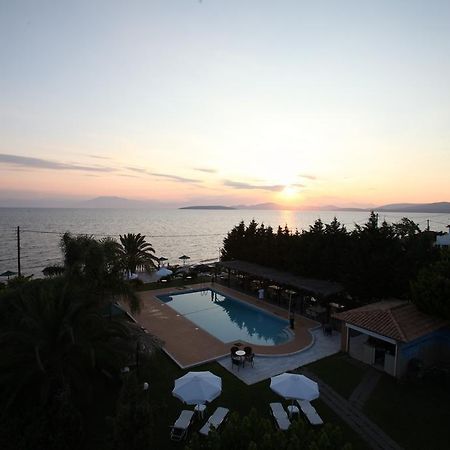 Iria Beach Экстерьер фото