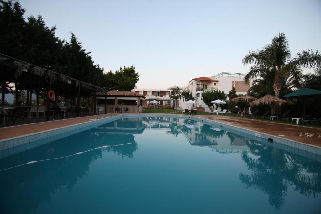 Iria Beach Экстерьер фото