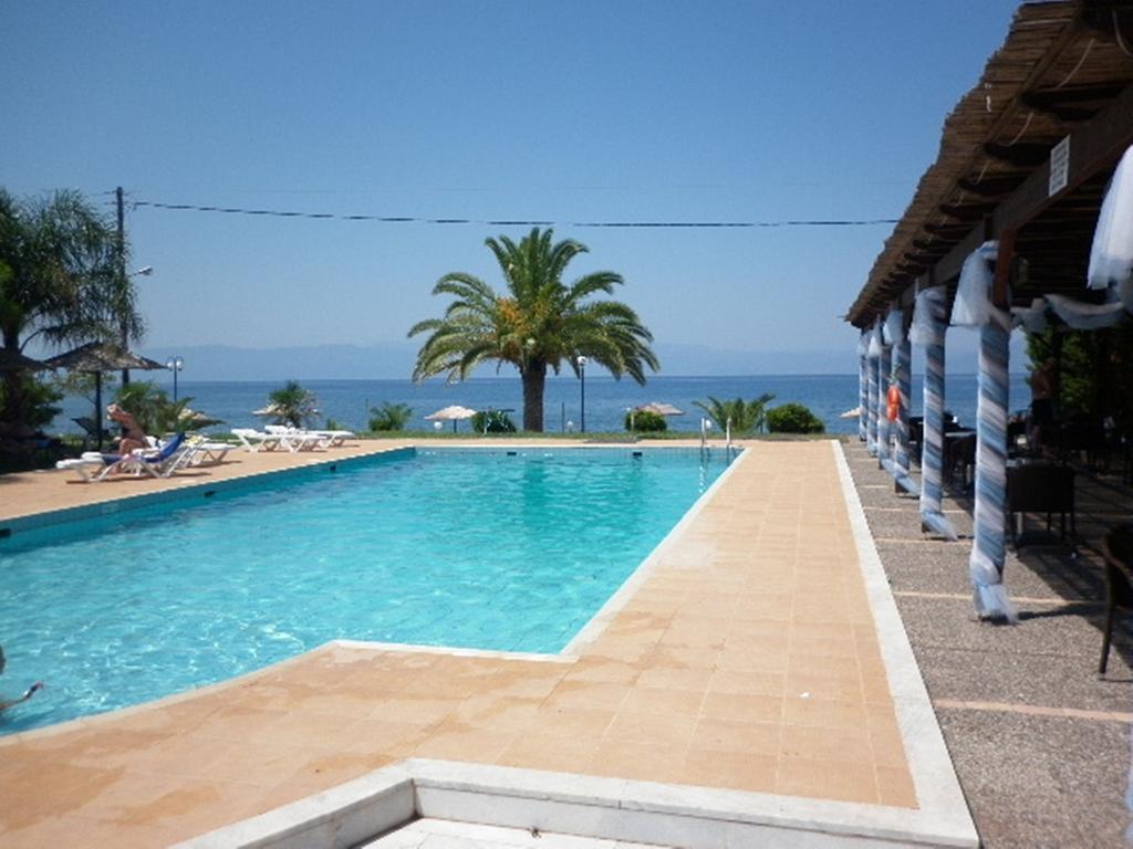 Iria Beach Экстерьер фото