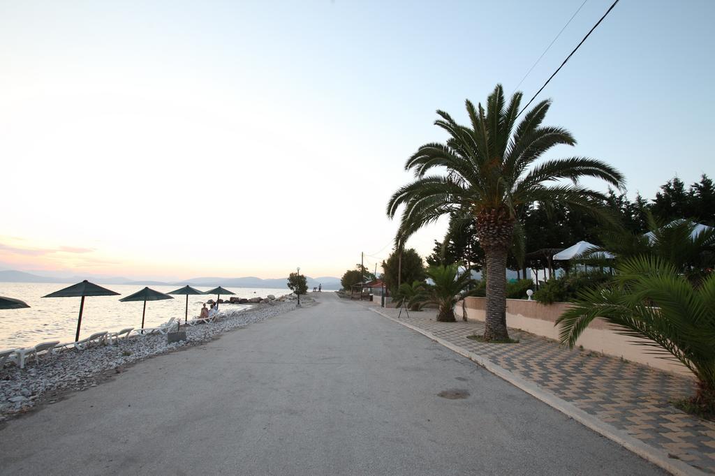 Iria Beach Экстерьер фото