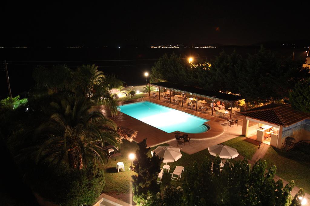 Iria Beach Экстерьер фото